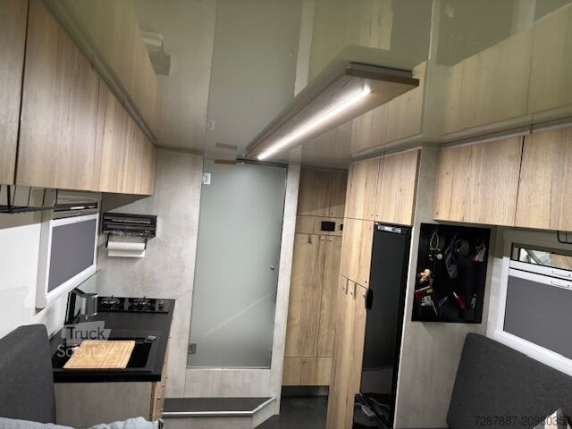 Camper truck Mercedes Benz 917 AF 4x4