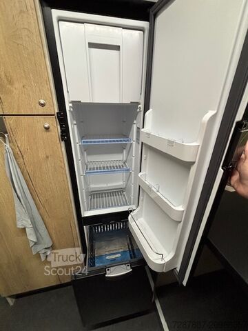 Camper truck Mercedes Benz 917 AF 4x4