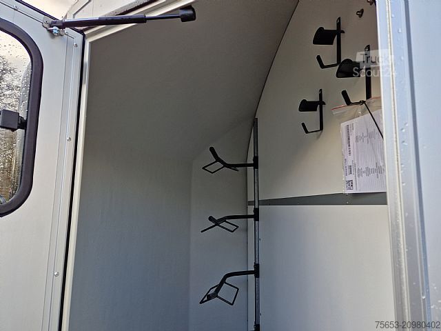 At taşıma römorku Cheval Liberté Maxi 4 3500kg Pullman verfügbar