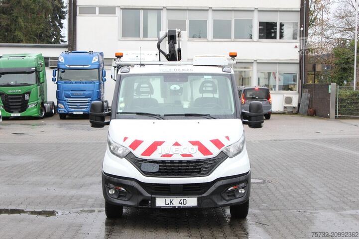 Vrachtwagenhoogwerker Iveco Daily  35-140 Bühne Versalift 13m 2 Personen Korb 200kg