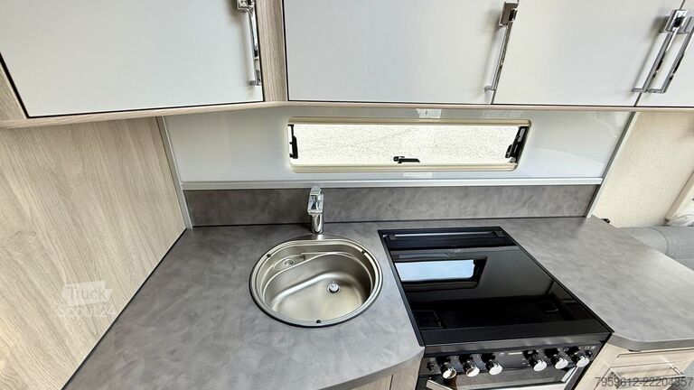 Lakókocsi KABE Royal 740 TDL KS
