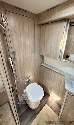 Lakókocsi KABE Royal 740 TDL KS
