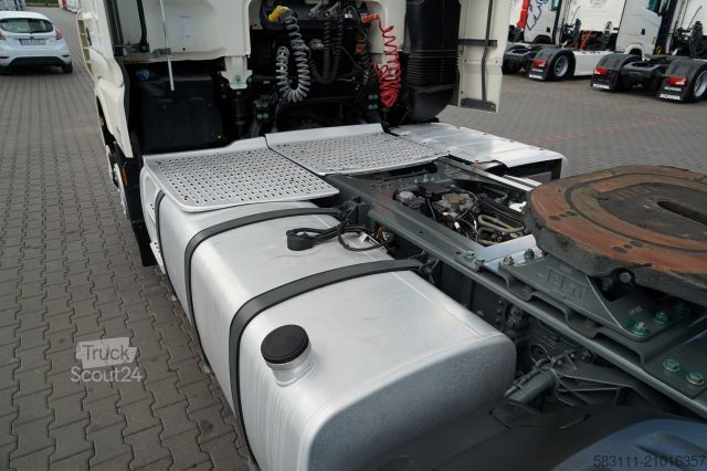 Standaard trekker DAF XF 460 / SPACE CAB / PO KONTRAKCIE SERWISOWYM