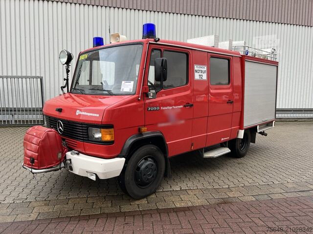 Camion de pompiers Mercedes-Benz 709 D 4x2 Doka 709 D 4x2 Doka, LF 8