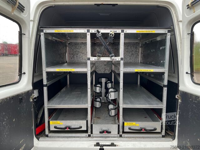 Autobus Ford Transit 2.0 4x2 Transit 2.0 4x2, Benziner!