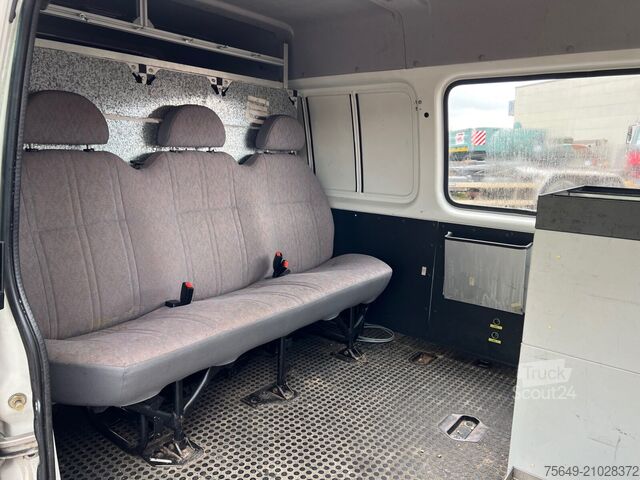 Autobus Ford Transit 2.0 4x2 Transit 2.0 4x2, Benziner!