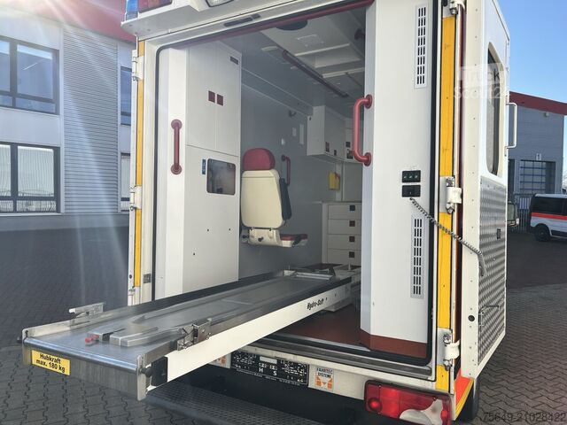 Bestelwagen Mercedes-Benz Sprinter 516 CDI 4x2 Sprinter 516 CDI 4x2, Rettungswagen, Retarder