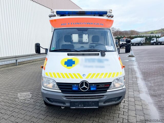 Bestelwagen Mercedes-Benz Sprinter 313 CDI 4x2 Sprinter 313 CDI 4x2, Rettungswagen
