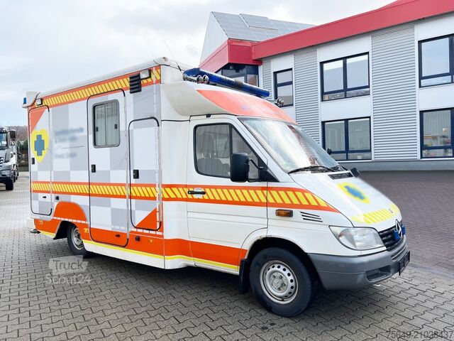 Bestelwagen Mercedes-Benz Sprinter 313 CDI 4x2 Sprinter 313 CDI 4x2, Rettungswagen