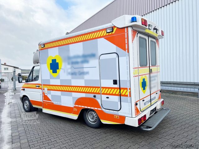 Bestelwagen Mercedes-Benz Sprinter 313 CDI 4x2 Sprinter 313 CDI 4x2, Rettungswagen