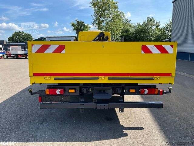 شاحنة رافعة Renault Midlum 220 Hiab 4 Tonmeter laadkraan