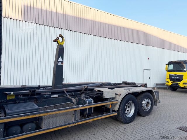 Camion benne à bras amovible FH 420 6x2-4 FH 420 6x2-4, Lenk-/Liftachse, Motorabtrieb