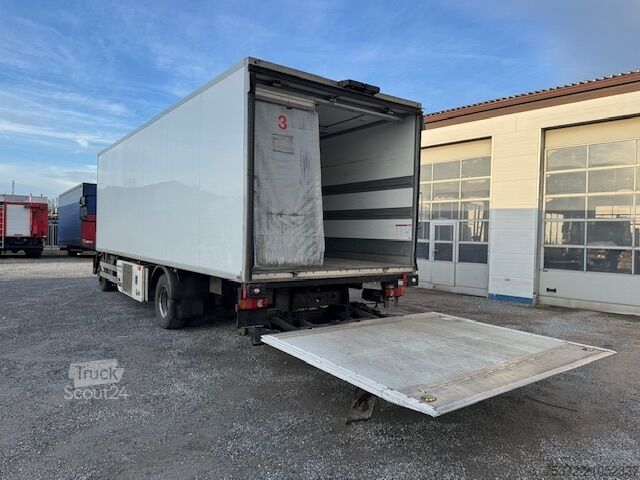 Camion frigorifique Iveco 140 E 28 Tief Kühl Thermoking 7,8 m LBW