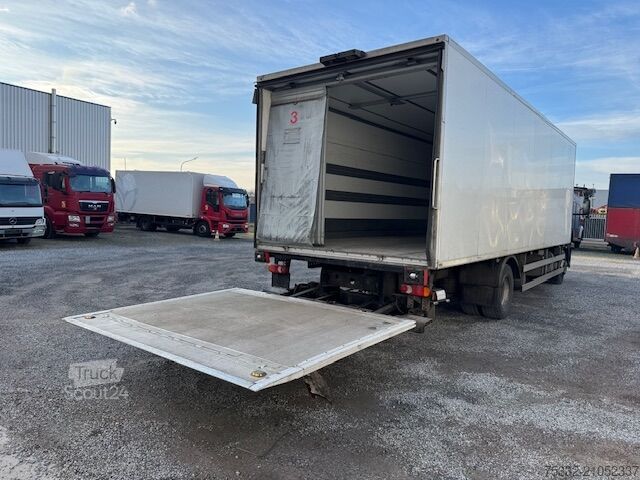 Camion frigorifique Iveco 140 E 28 Tief Kühl Thermoking 7,8 m LBW