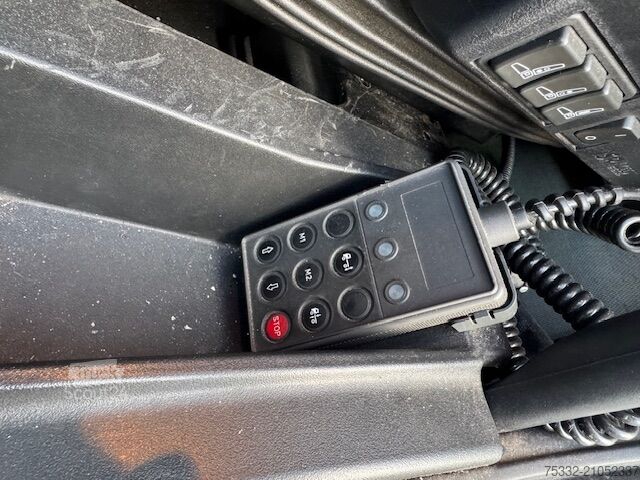 Camion frigorifique Iveco 140 E 28 Tief Kühl Thermoking 7,8 m LBW