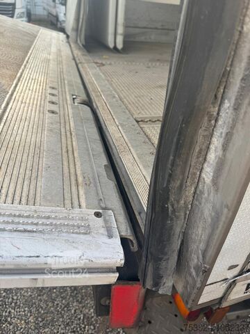 Camion frigorifique Iveco 140 E 28 Tief Kühl Thermoking 7,8 m LBW