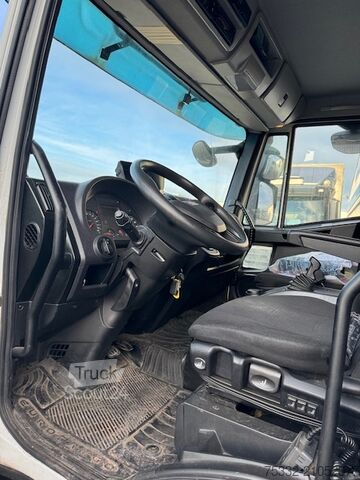 Camion frigorifique Iveco 140 E 28 Tief Kühl Thermoking 7,8 m LBW