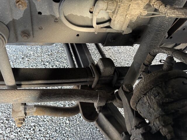 Camion frigorifique Iveco 140 E 28 Tief Kühl Thermoking 7,8 m LBW