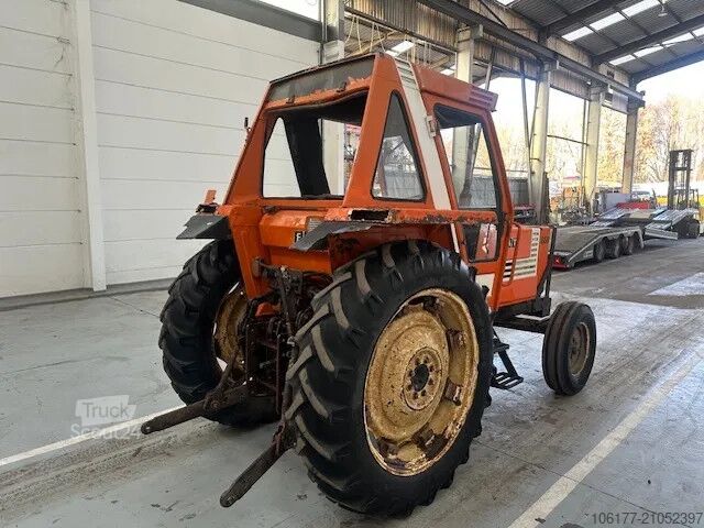 Tracteur Fiat 680 8