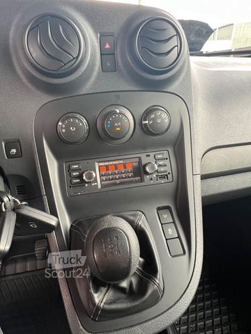 Panelová dodávka MERCEDES-BENZ Citan 109 EXTRALANG NAVI LKW SCHRÄNKE PDC EURO 6