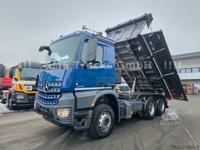 Camion ribaltabile trilaterale MERCEDES-BENZ Arocs 2653 / 6X4 / Meiller BORDMATIK / 50mm AHK