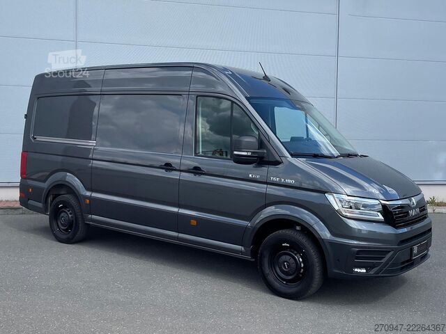 Dodávka s vysokou střechou MAN TGE 3.180 L3H3 Kasten 4x4 CAMPER AHK ACC LED NAV