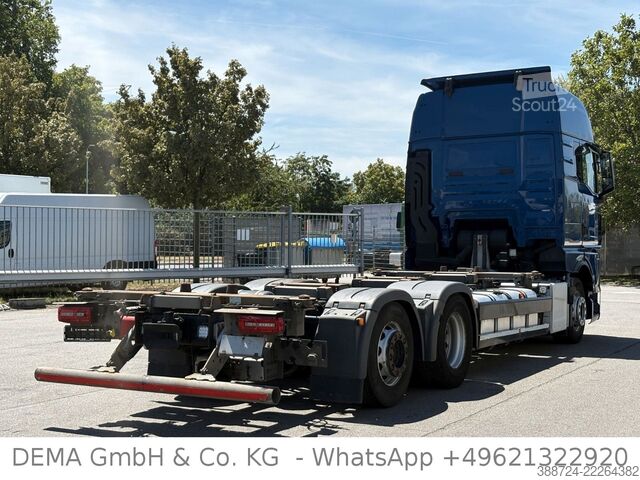 Caminhão com carroçaria intercambiável MAN TGX26470*E6d*Intarder*AHK*Klima*Kühlbox*Lift*TÜV