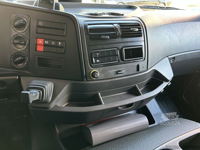 Truck with flatbed & tarpaulin Mercedes-Benz Atego 1524L 4x2 15t 7,3m. Edscha-Verdeck