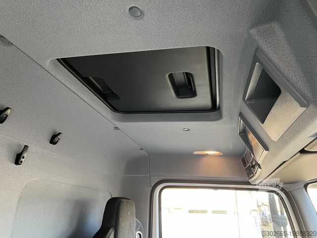 Truck with flatbed & tarpaulin Mercedes-Benz Atego 1524L 4x2 15t 7,3m. Edscha-Verdeck