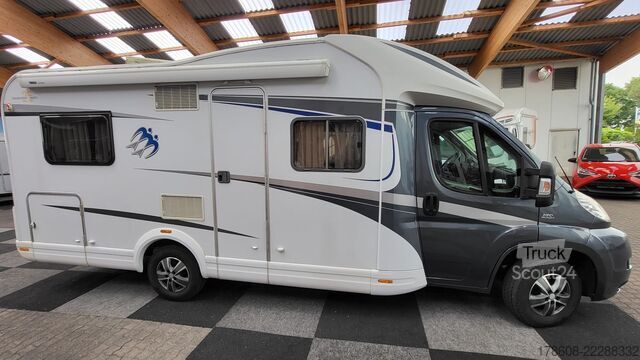 Halvintegreret autocamper KNAUS Sky Wave 650 MF, Solar, SAT, erst 56t km
