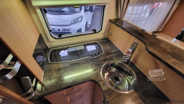 Halvintegreret autocamper KNAUS Sky Wave 650 MF, Solar, SAT, erst 56t km