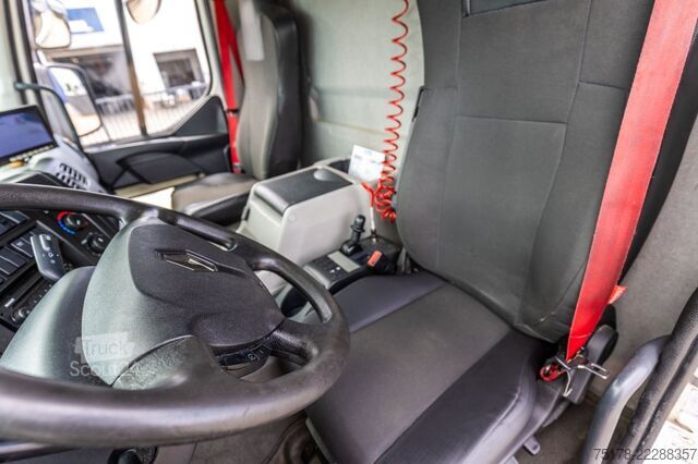 Kufr RENAULT D19.320 DXI+DHOLLANDIA 2T.