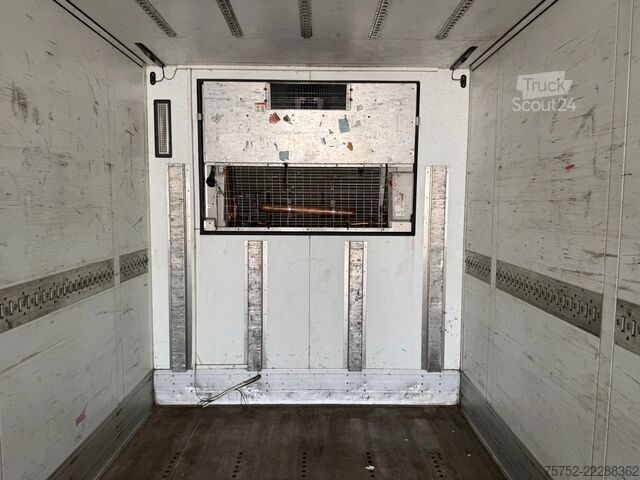 Prevoz v hladilniku/zamrznjenem stanju Schmitz Cargobull SKO 24 Thermo King A400 Liftas 2T Laadklep Pall...
