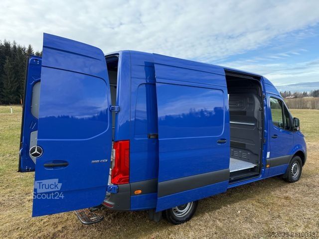 Фургон з високим дахом MERCEDES-BENZ Sprinter 316 CDI RWD Werkstatteinrichtung Voll