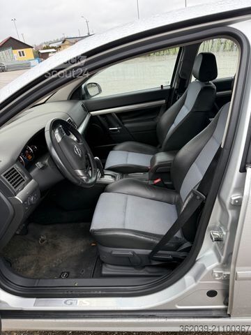 Minibus OPEL Vectra C Lim. GTS wie neu sehr gut erhalten