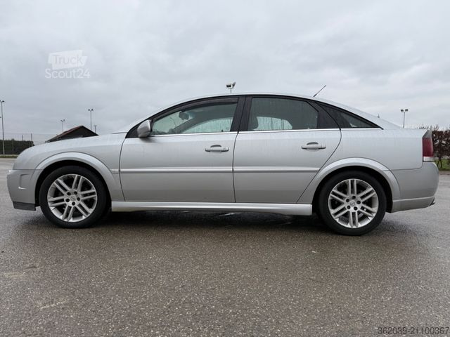 Minibus OPEL Vectra C Lim. GTS wie neu sehr gut erhalten