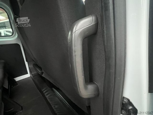 Kleinbus FORD Transit Custom 2.0 TdCi L1H1 9Sitze Motor Defect