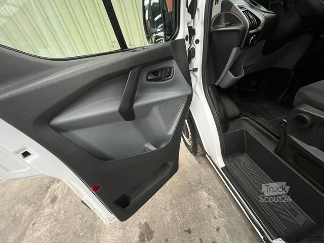 Kleinbus FORD Transit Custom 2.0 TdCi L1H1 9Sitze Motor Defect