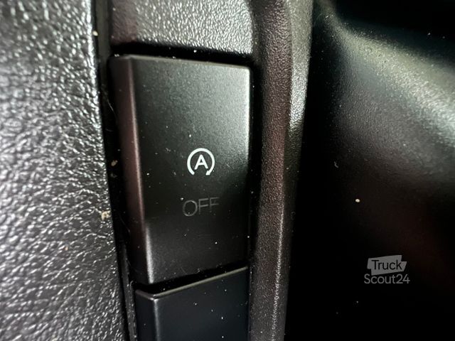 Kleinbus FORD Transit Custom 2.0 TdCi L1H1 9Sitze Motor Defect