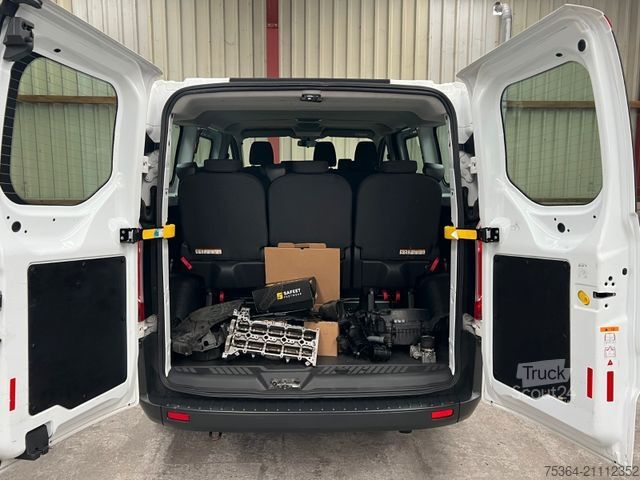Kleinbus FORD Transit Custom 2.0 TdCi L1H1 9Sitze Motor Defect
