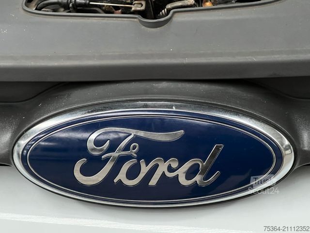 Kleinbus FORD Transit Custom 2.0 TdCi L1H1 9Sitze Motor Defect