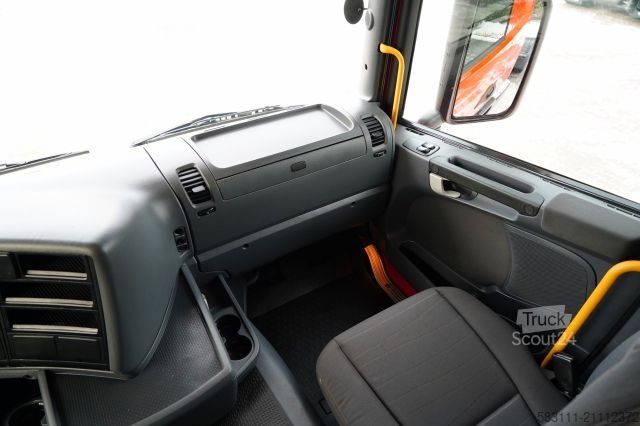 Standard dragbil SCANIA G 410 / RETARDER / HYDRAULIKA / PE?NY ADR / ALUF