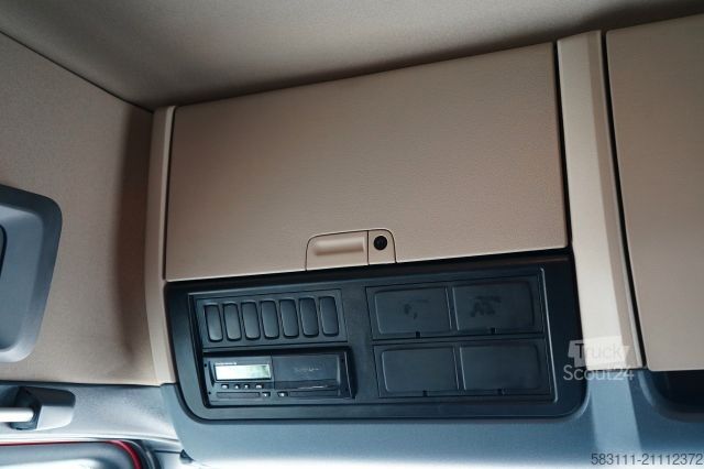 Standard dragbil SCANIA G 410 / RETARDER / HYDRAULIKA / PE?NY ADR / ALUF