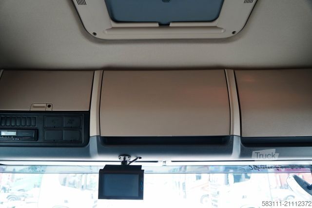 Standard dragbil SCANIA G 410 / RETARDER / HYDRAULIKA / PE?NY ADR / ALUF