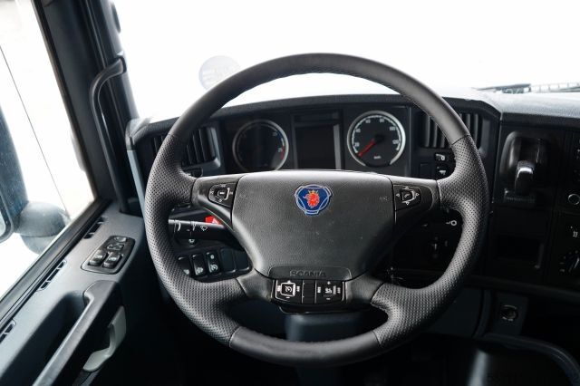 Standard dragbil SCANIA R 410 / MEGA / RETARDER / I-PARK COOL / TOPLINE