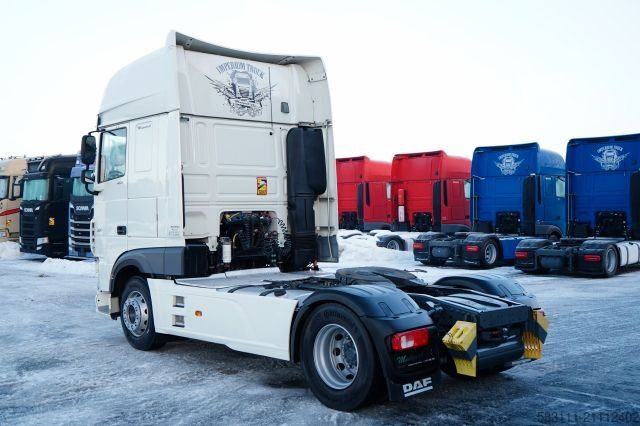 Standardowy ciągnik siodłowy DAF XF 480 / SUPER SPACE CAB / 2021