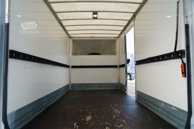 Furgoneta frigorífica IVECO DAILY 35-160 / KONTENER 4,3 M / WINDA-750kg / BL