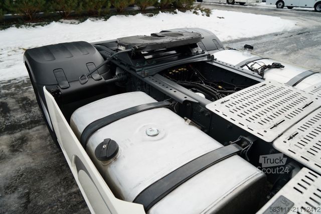 Standardowy ciągnik siodłowy DAF XF 480 / SUPER SPACE CAB / I-PARK COO