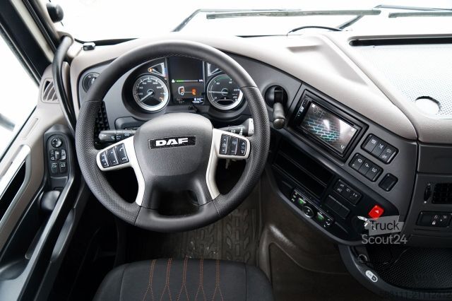 Standardowy ciągnik siodłowy DAF XF 480 / SUPER SPACE CAB / I-PARK COO