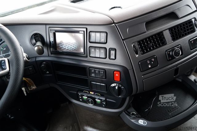 Standardowy ciągnik siodłowy DAF XF 480 / SUPER SPACE CAB / I-PARK COO